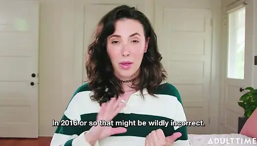 Casey Calvert bir hayranının değerli koleksiyonunu parçalıyor! | yıldızı röportajı | Adult Time