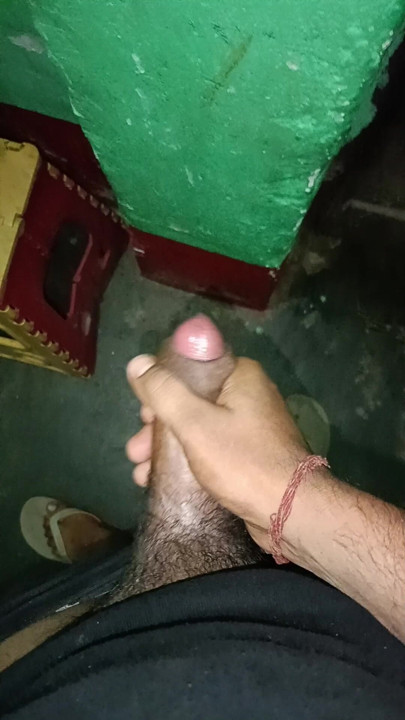 my dick need chubby girl pussy and boobs i love dirty minded girl who make my coock har d and fuck and suck with my coock