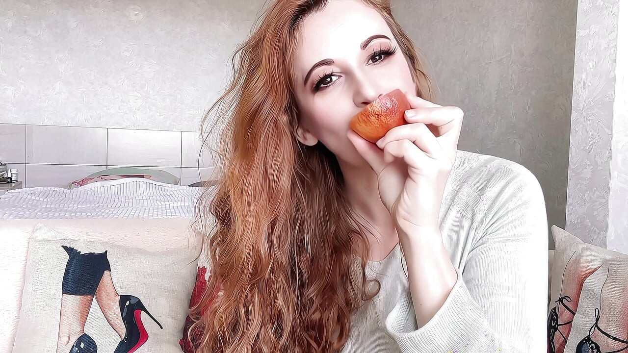 Yummy Orange Suck - Playful Tongue Tricks & Juicy Mess!