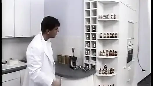 Alman olgun bayan anal deliğine girdirmek için burada