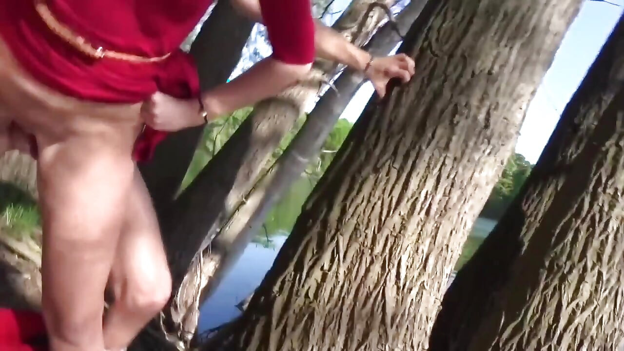 Jalang dikongkek dan dipancut dalam bahagian #1 - Amatur Dirakam - Diucapkan di Jerman