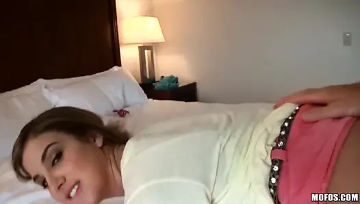 Ich weiß, dass dieses mädchen - katie king in der umkleidekabine bläst