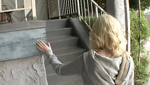 Blonde teen breaks into a house and gets her pussy penetrated