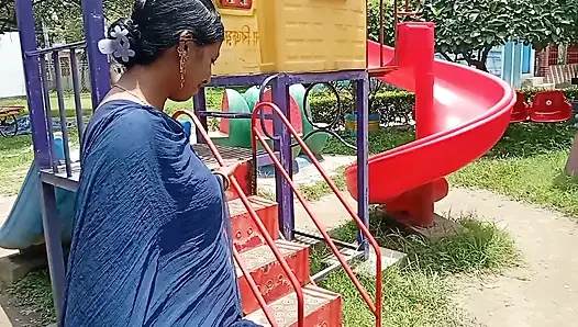 Park desi evli kadın kocasını aldatıyor ve kayınbiraderi ile seks yapıyor gerçek