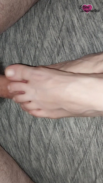 "모든 자연의 발과 슬로모 (.25X 속도)의 풋잡"의 매혹적인 순간