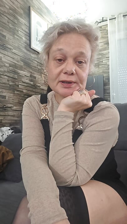 I Suck a Nice Cock and Get My MILF Slut Pussy Fucked.