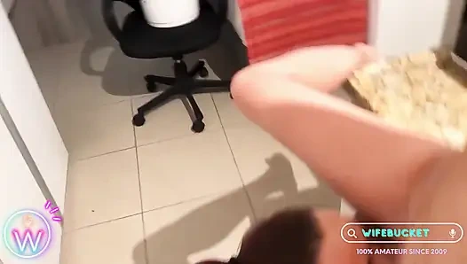 Wifebucket Amateurs - Wifey Invited an Strange Girl and Ate Her up