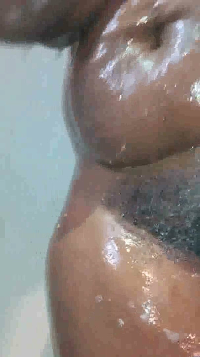 Thick Ebony Shower | Clip 1