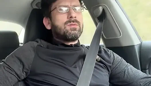 Sie konnte es kaum erwarten - MILf blowjob &handjob während der fahrt - öffentlicher auto-sex kingyordanov
