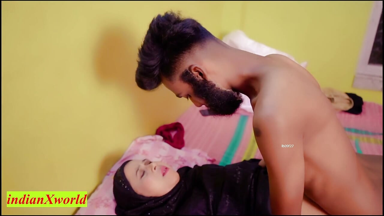 Indian Bengali Muslim wife Cheating Sex with Old Devar! Hot Sex