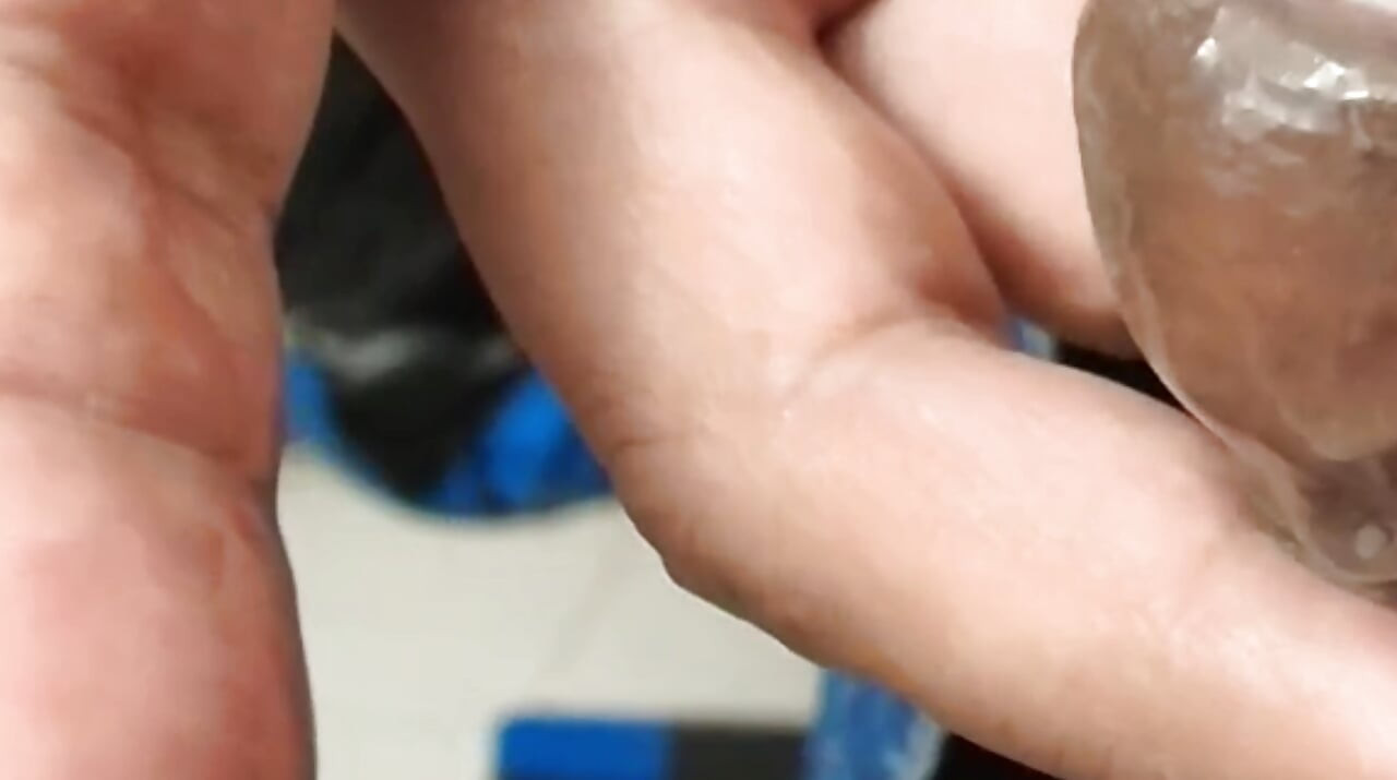 I cum in my sister-in-law's pussy a lot of milk