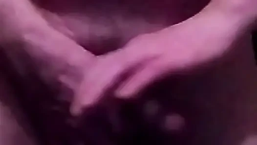 Majikan doyan nyepong kontol dan telan sperma
