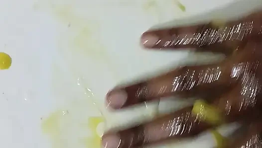 Yağ ve tükürük ile masterbation