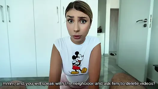Üvey annem bana bu videoları silmem için her şeyi yapacak
