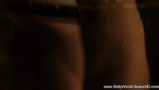 Красивое шоу живота Deva Dassis