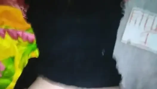 Pacarku dengan gaun foursome di ranjang 2