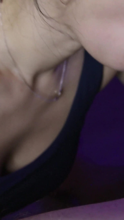 Αξέχαστη στιγμή από το "4K ULTRA HD ASMR: Close Up Asian MILF POV Blowjob with Massive Oral Creampie"