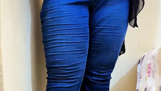 PAWG Shy Teen Employee Masturbat in Office When Boss Is Next Desk