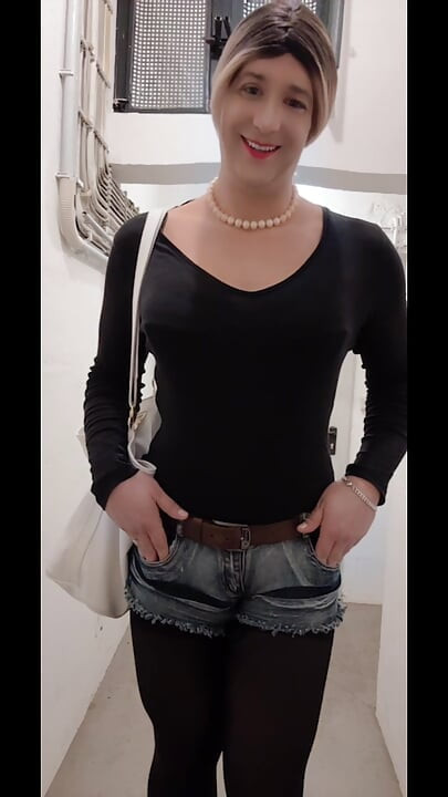 SissyTask-Steel Odjeća od susjeda i svakodnevni analni trening