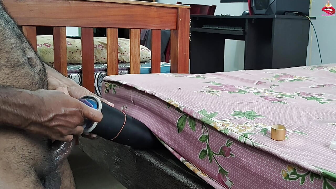 How to make a sex toy? When I made a sex toy and played with it, it felt like I was playing with a woman