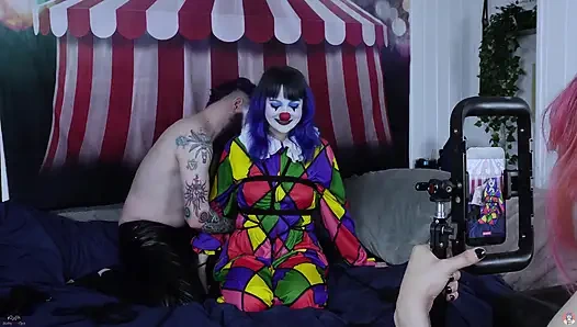 Bts Clowns-anzug-bondage