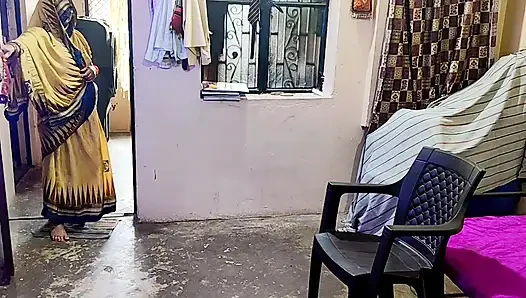 Indian Desi mom's fuking neighbour boy's