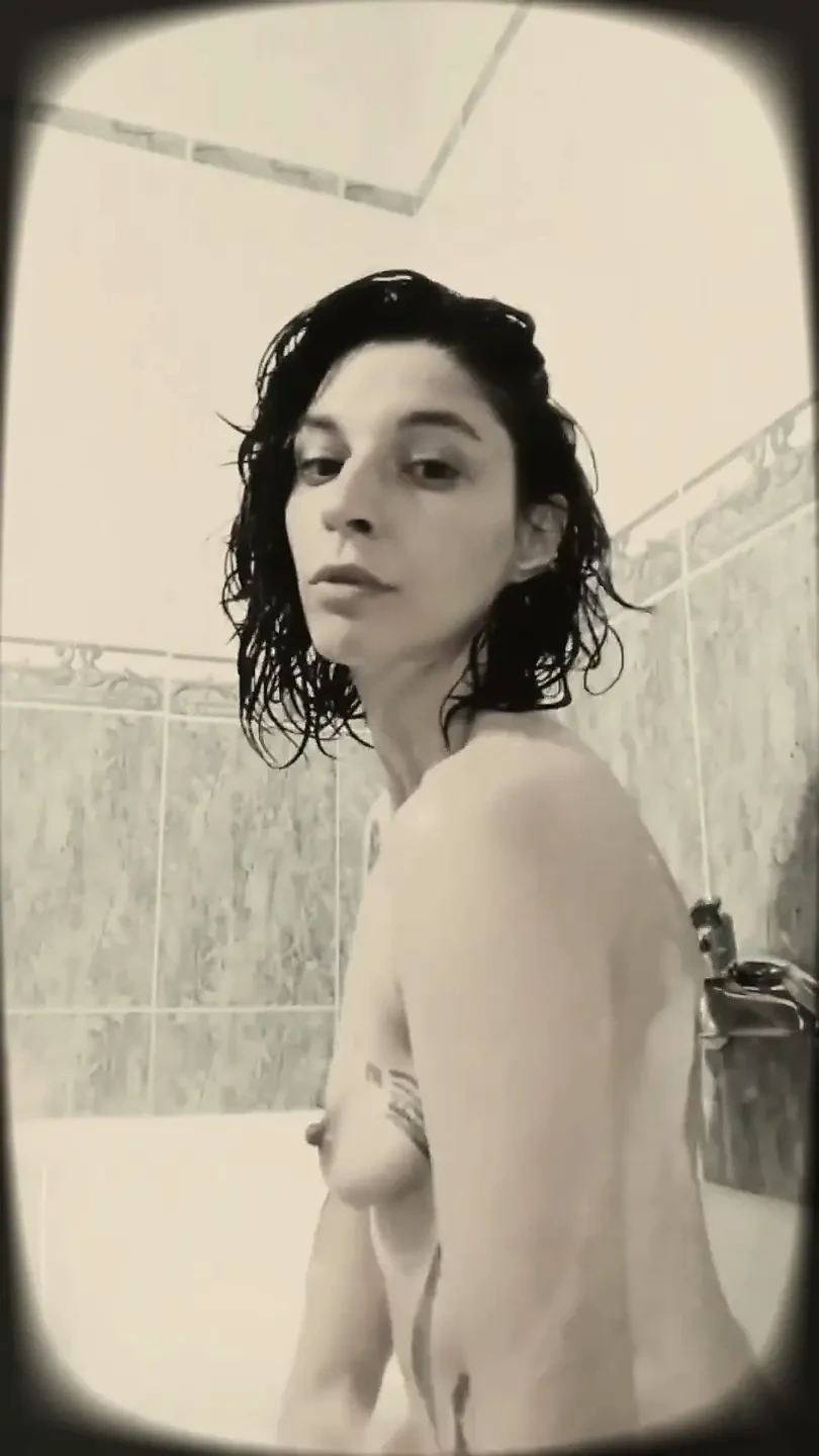 A Delightful Mid-afternoon Bath