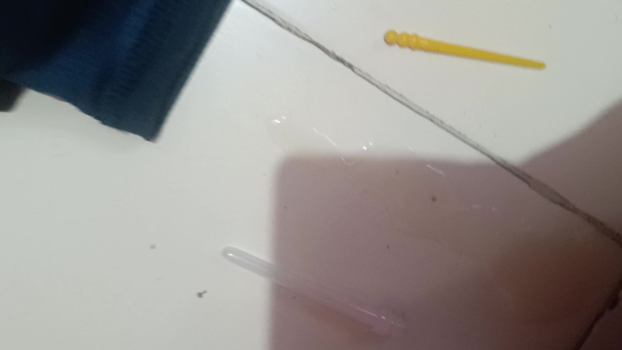 男孩手淫射在陰莖裡