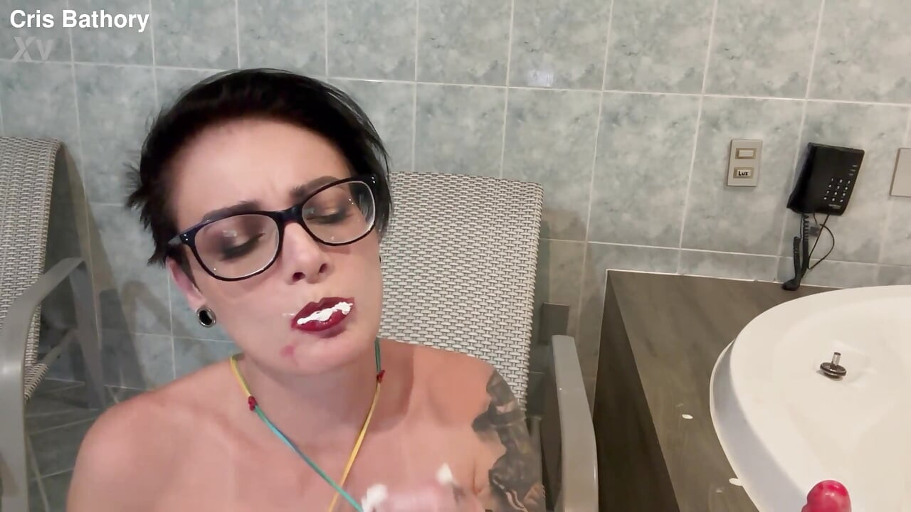 Cris Bathory Having Fun with Anal Chanting