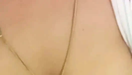 Bagian 1. Cowok Pengantar Barang Ini Mengancam Pelanggannya _ Bagian 1