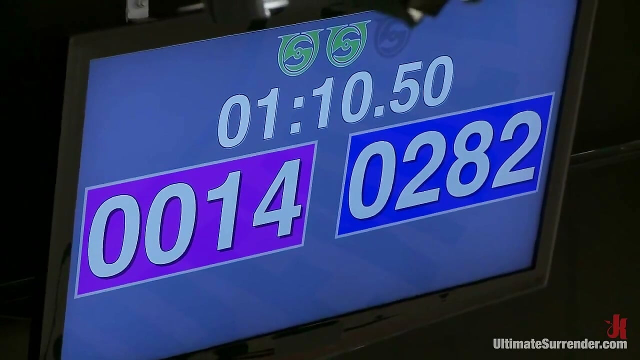 مرحباً بصفرون المدمرة، 5'10 و150 باوند من العضلات والإصرار النقي، صفرون تلتقي أرييل إكس