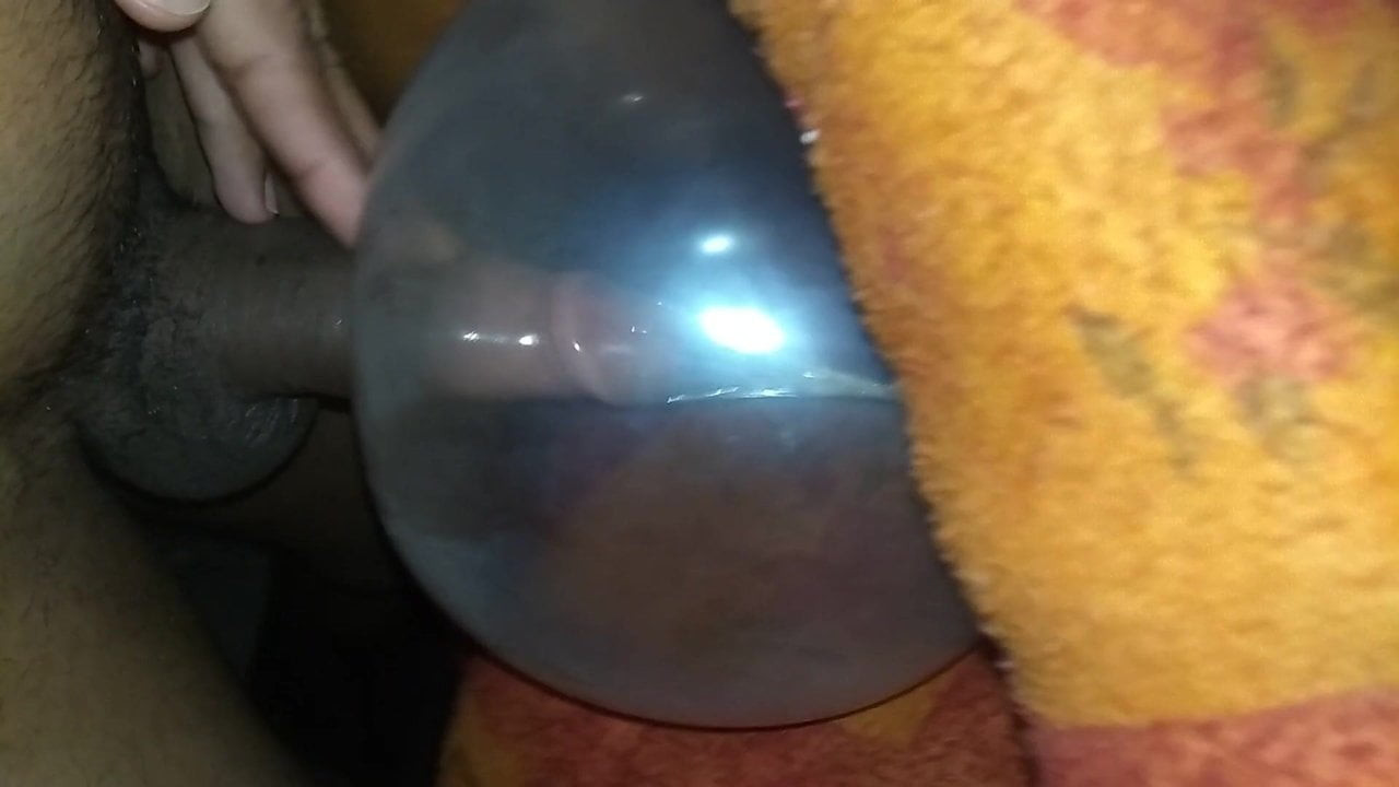 Baloon fuck Home alone sex Enjoy