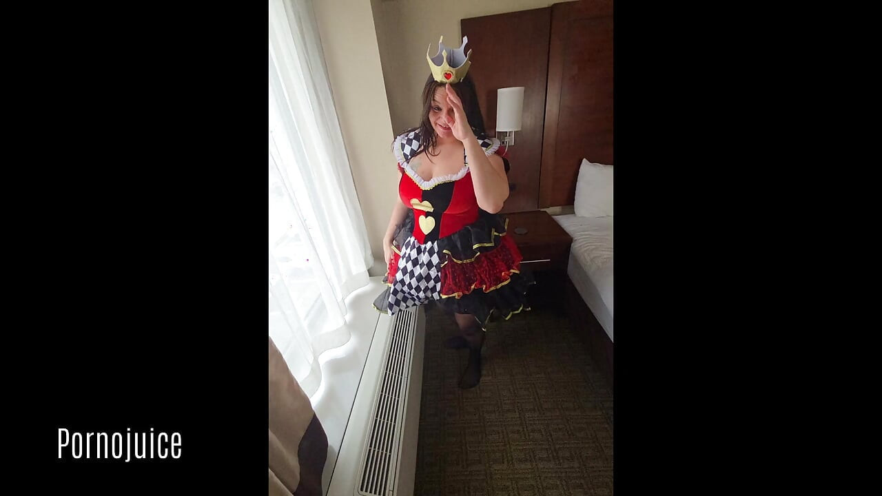 Tonya Sinn Is the Queen of Hearts