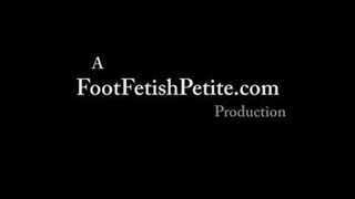Крошечные ноги - фут-фетиш в видео от первого лица, инструкция по дрочке