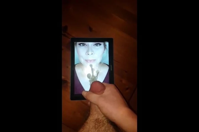 Cum slut tribute