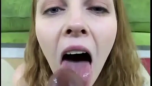 Sexy ass brunette sucks dude's pole like a pro