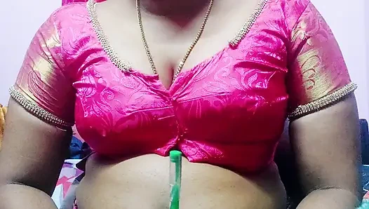 Indian housewife hot video hindi audio