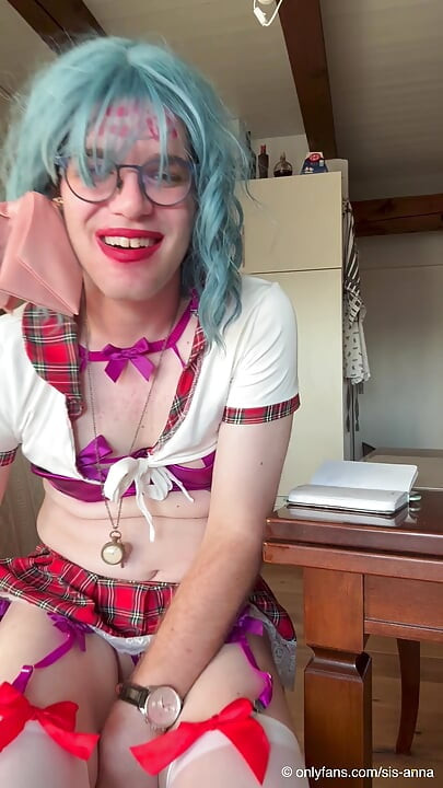 Sissy Schoolgirl Anna Part 2: Secretly having Anal Fun during Detention