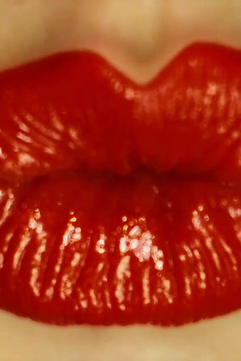 Klijentica Nestašne Amerike Madison Ivy jebe se u teretani sa svojim piercingima