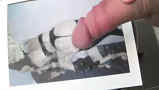 kalll'a saygı duruşu