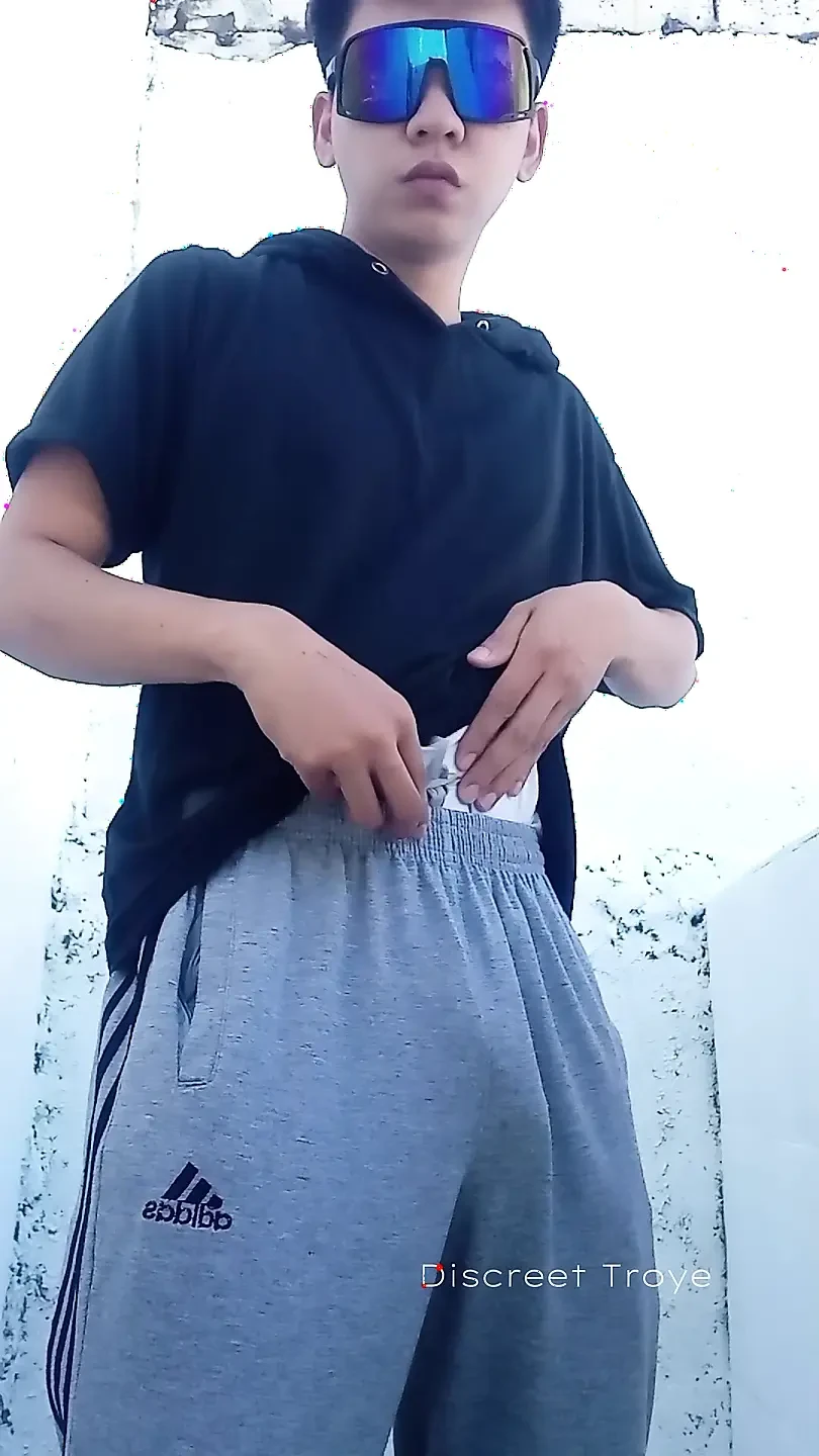 Asian Boy Huge Veiny Cock - Pinoy Daks Jakol