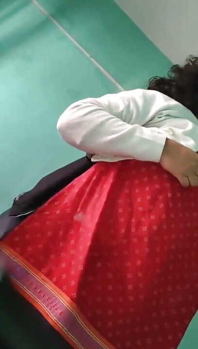 Jefa de Dsei y su esposa en vídeo romántico para el dormitorio