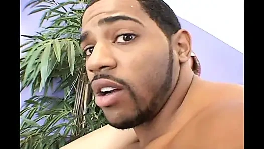 LEXINGTON ОБОЖАЕТ ЛАТИНЫ 2 - том 02 (полный фильм)