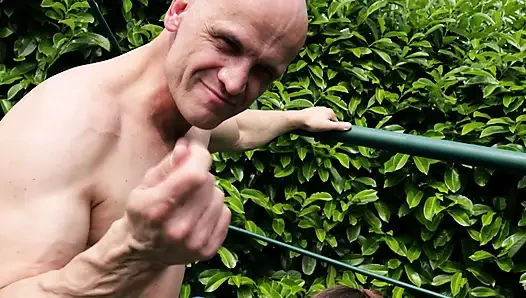 Tante imut dengan lingerie merah 7566