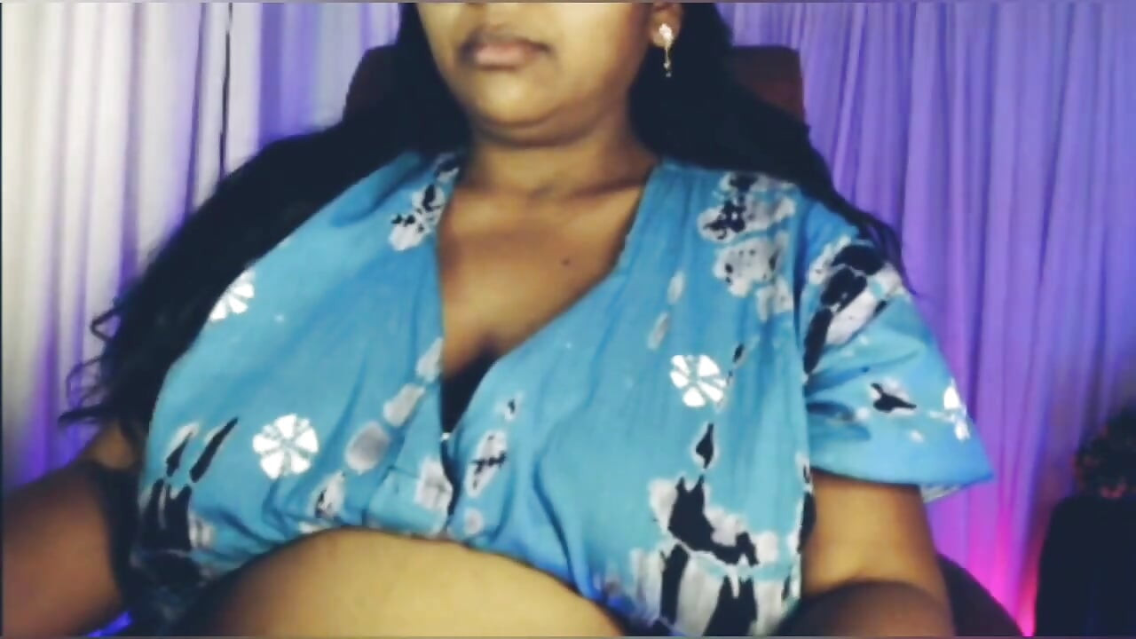 सेक्सी लड़की नग्न स्तन चूत सेक्सी शो।