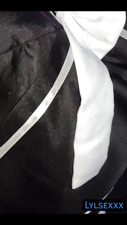 レムコスプレのオタクがコンドームなしでセックスする パート1