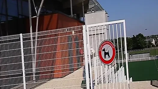 Французских крошок отдолбили в тройничке после душа