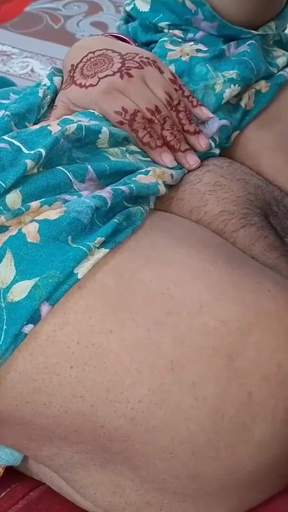 Brother-in-law mistakenly caught sister-in-law from behind thinking her to be his wife | Clip 1