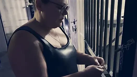 Домина госпожа April - Три рабыни с одним кнутом - часть вторая