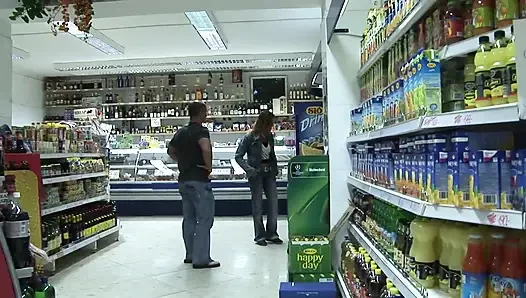 Slutty babe gets fucked in the middle of a supermarket